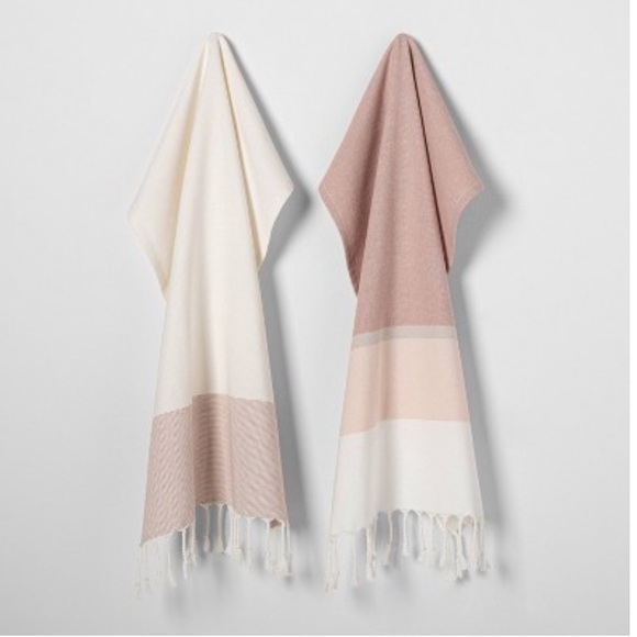 New Rose Gold Stripe Towel Hearth & Hand Magnolia - Picture 1 of 5